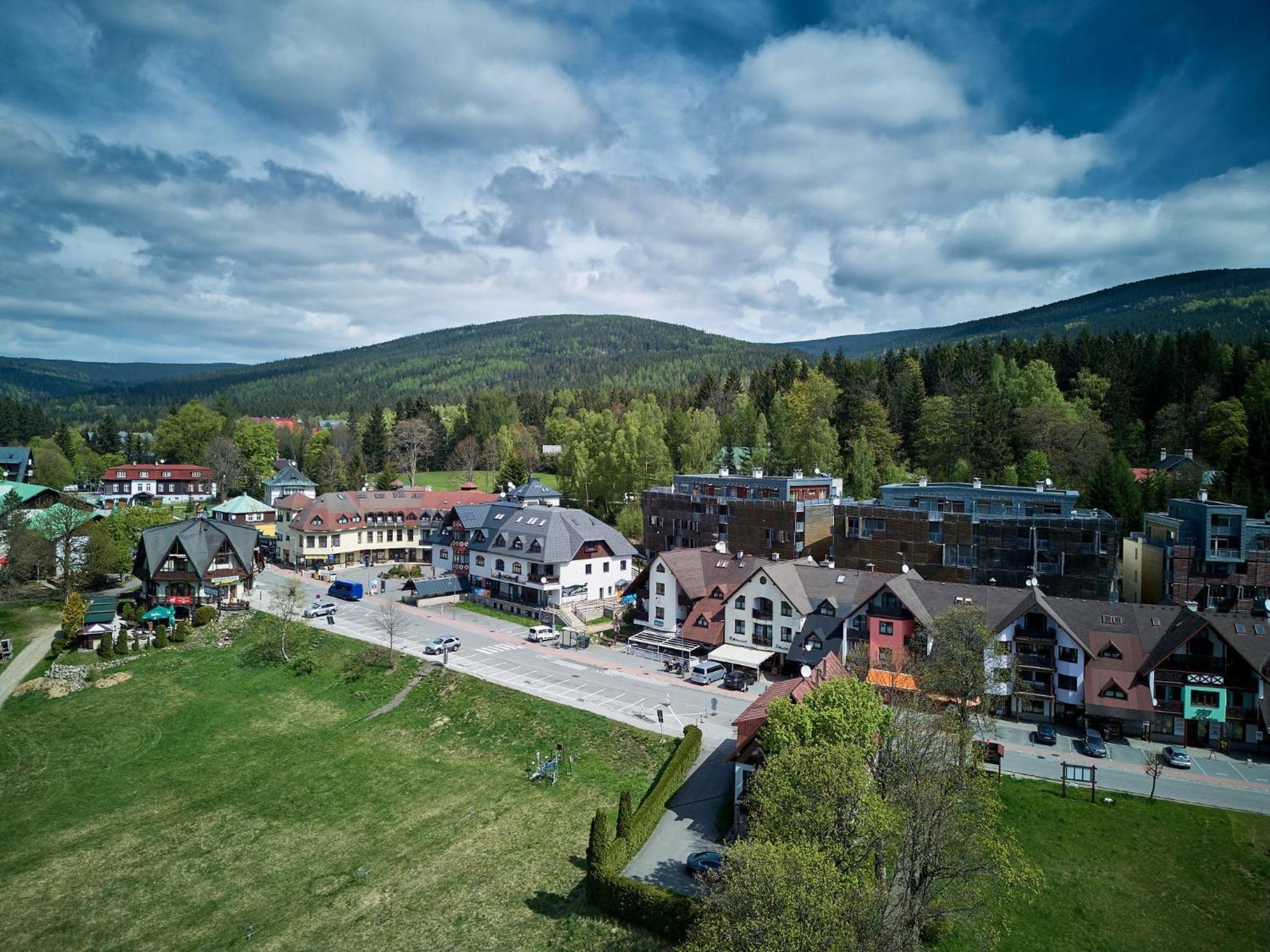 Apartment Harrachov 561 By Interhome Bagian luar foto